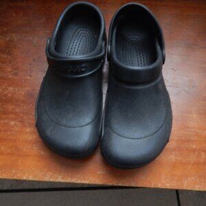 Crocs, black, mules, size 6.